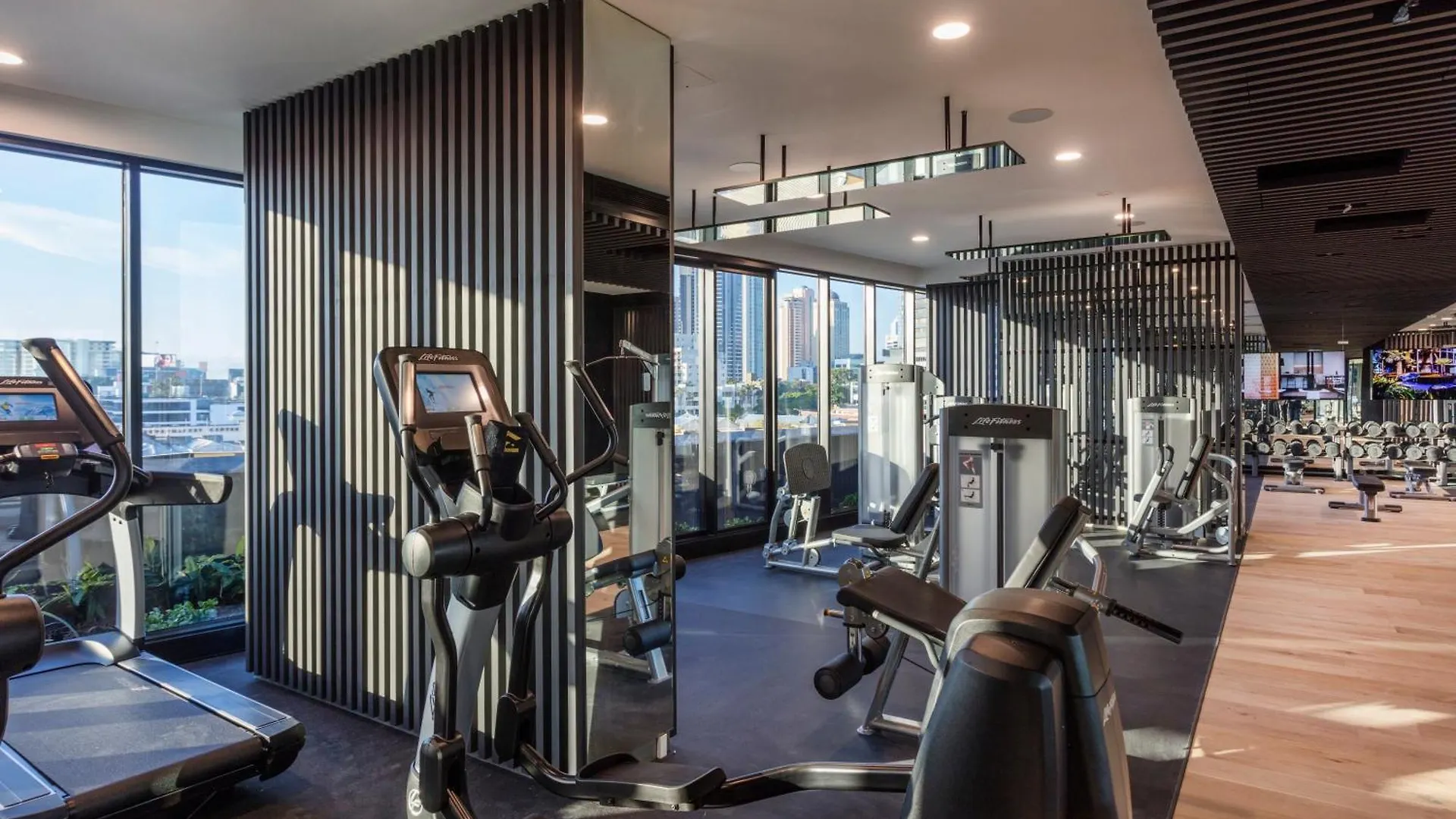 브리즈번 Mountain View 2Br With Pool, Huge Gym And Parking 아파트