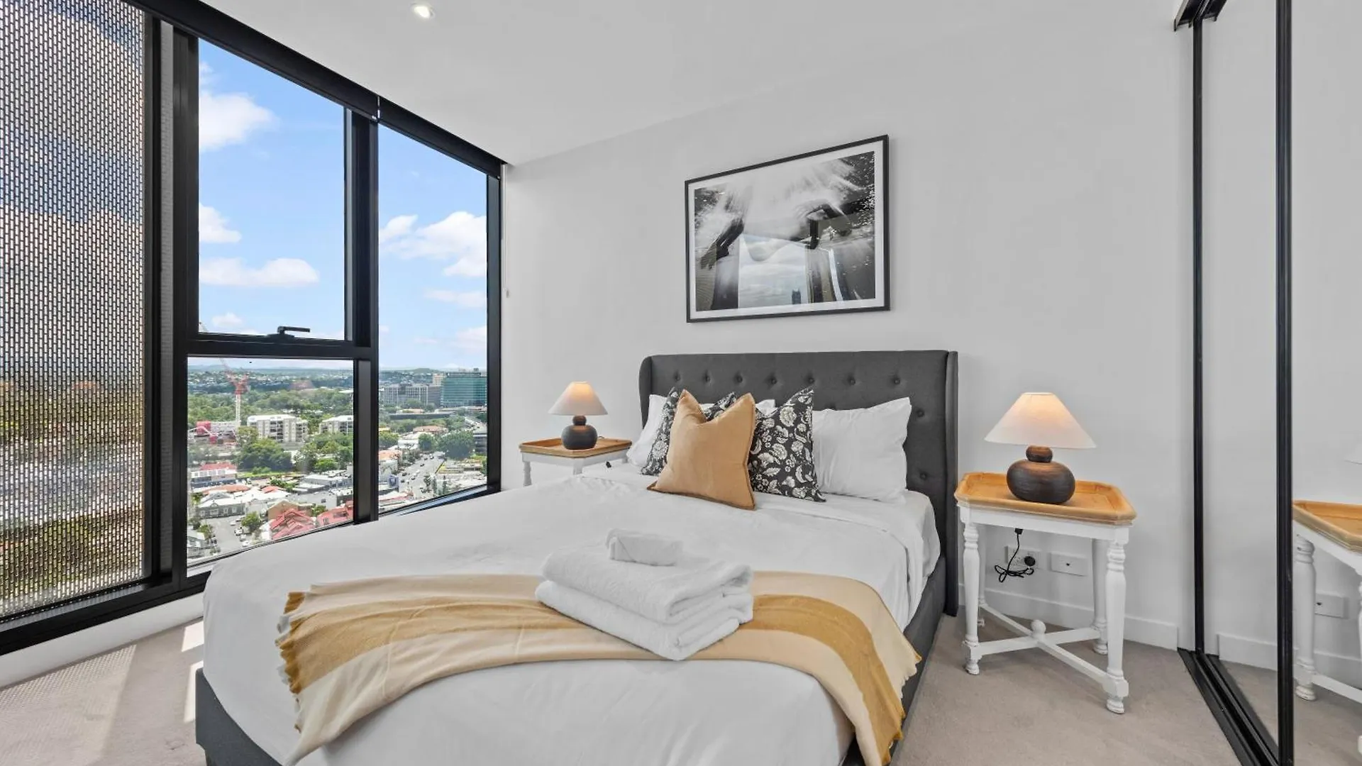 Ferienwohnung Mountain View 2Br With Pool, Huge Gym And Parking Brisbane Australien